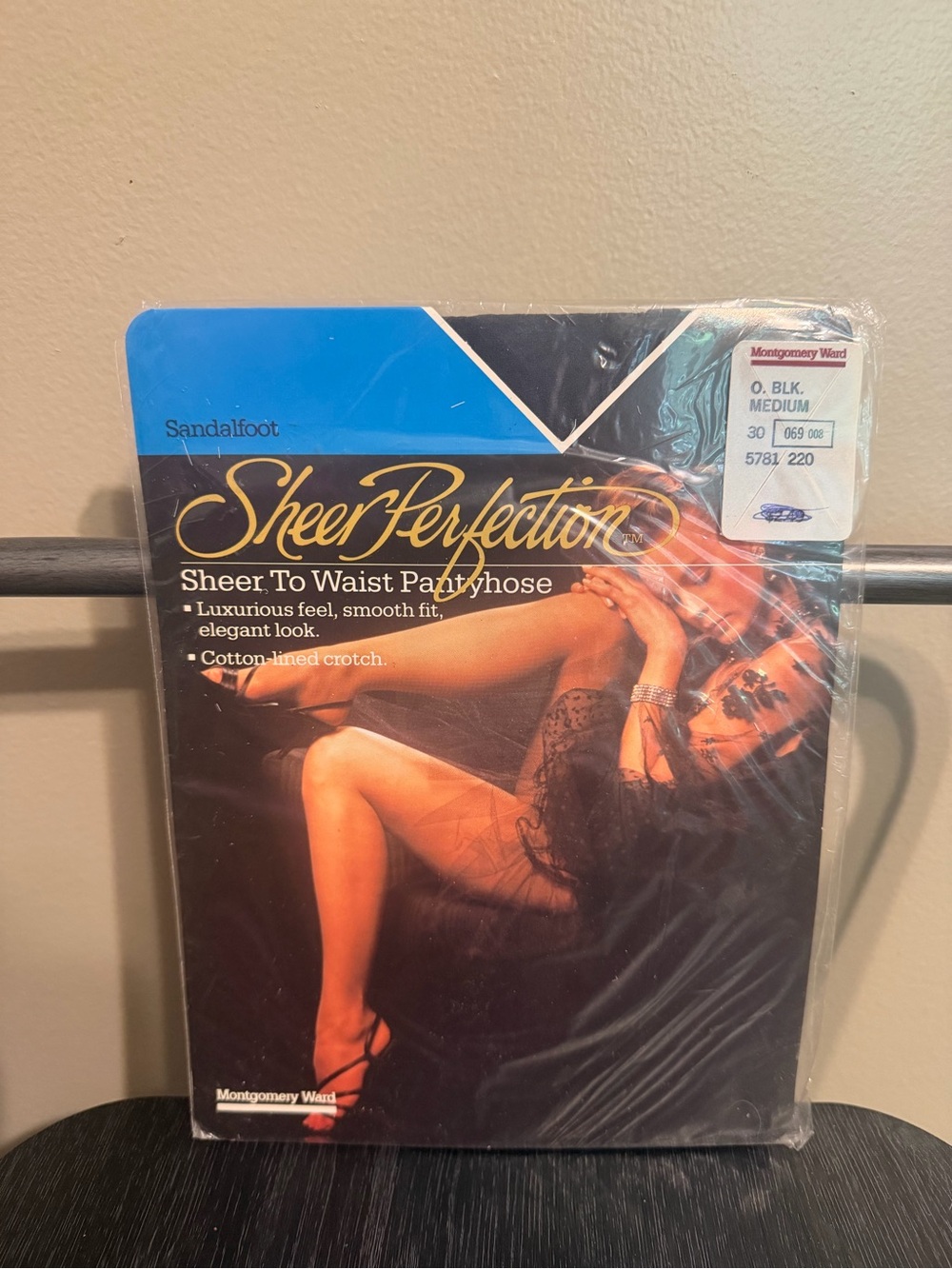 Vintage Montgomery Ward Sheer Perfection Black Pantyhose Medium NOS